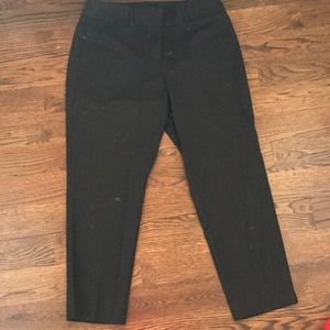 Loft size 6 ankle length black pant